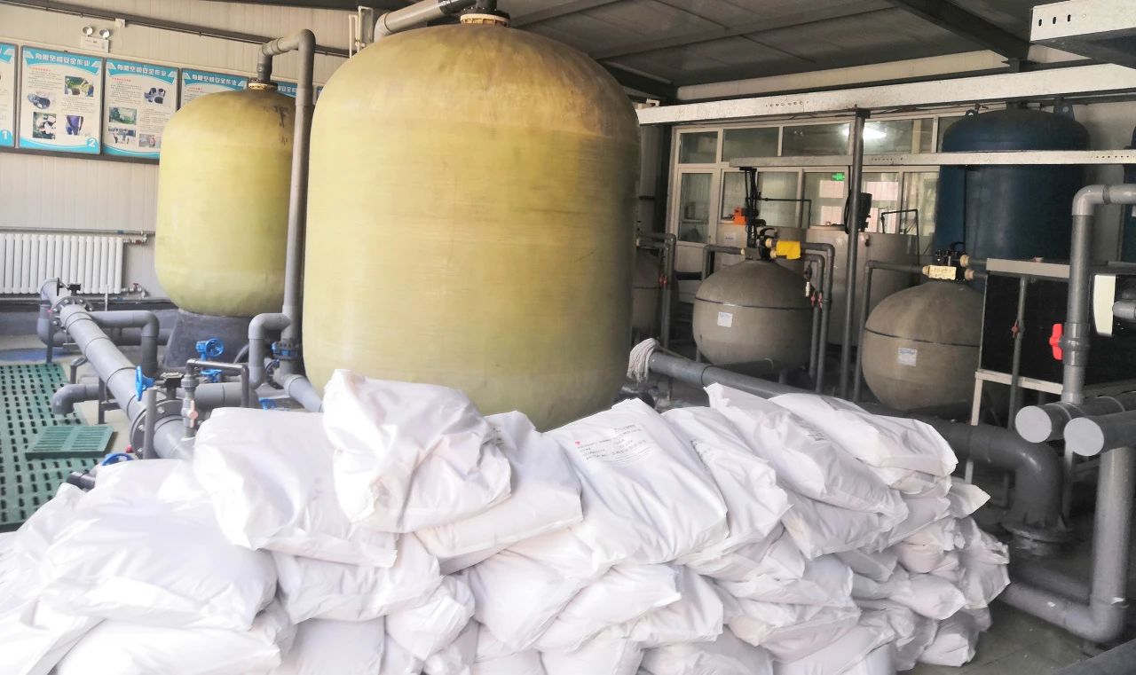 0901-16-2.jpg 0901-16-2.jpg